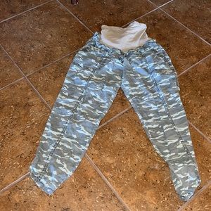 Motherhood Maternity Camo Utility Pants Size L